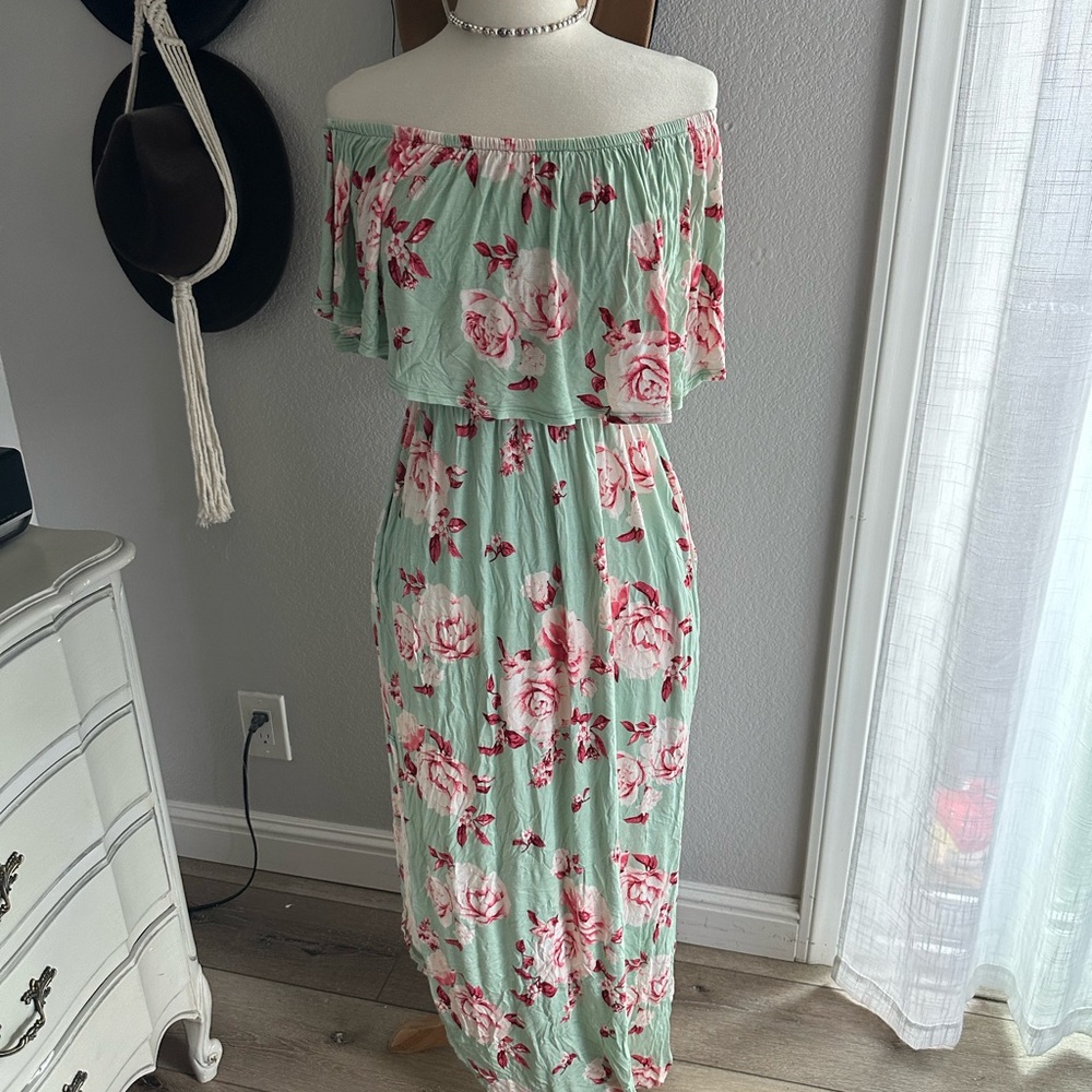 Floral Off-Shoulder Maxi Dress